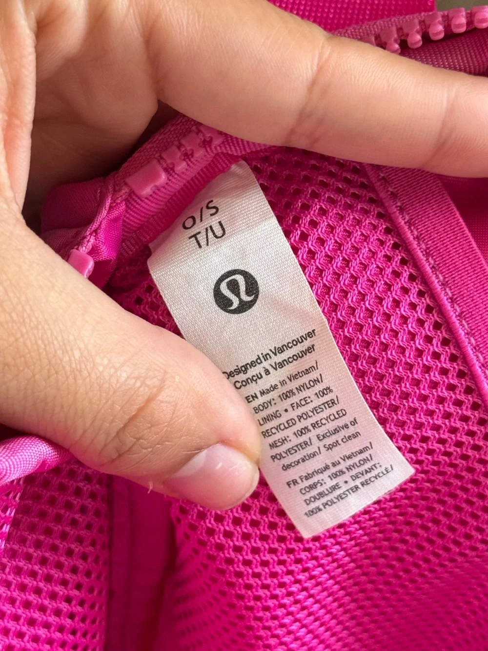 Lululemon Everywhere Belt Bag - Sonic Pink - Picture 7 of 9